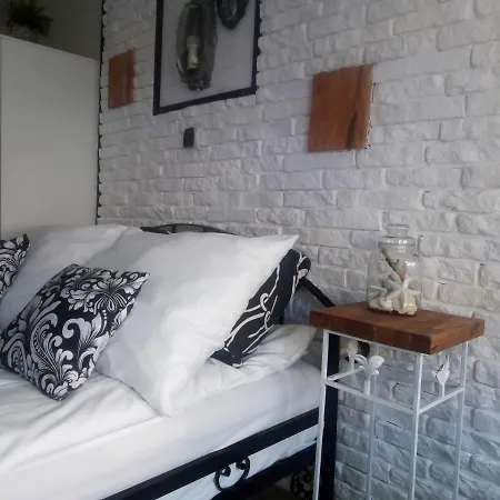 K 2 * Jastrzębia Góra